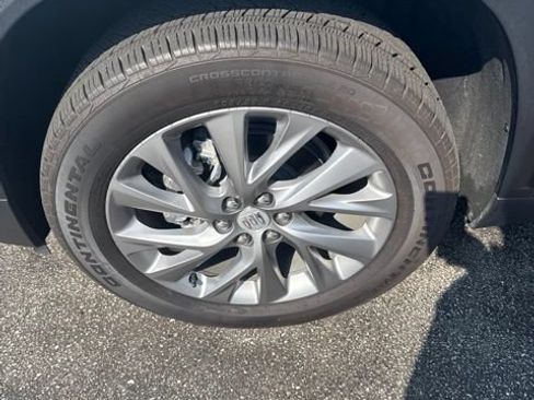 Used 2026 Buick Enclave Preferred w/ Power Package FWD image 14