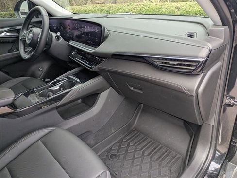 Used 2024 Buick Envision Preferred image 28