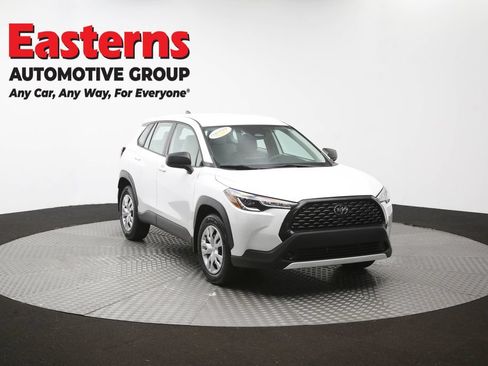 Used 2023 Toyota Corolla Cross L AWD/4WD image 52