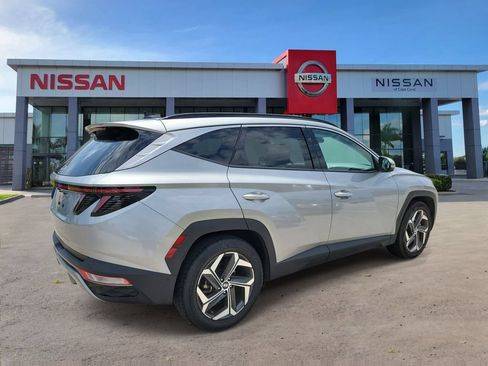 Used 2024 Hyundai Tucson Limited FWD image 2
