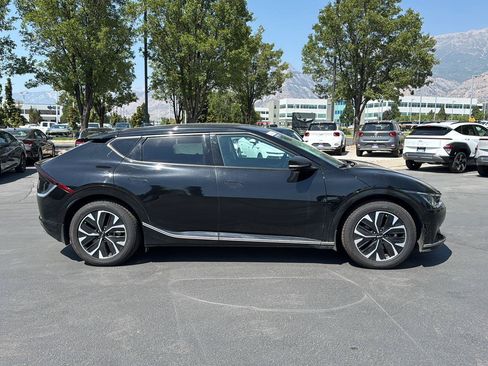 Used 2023 Kia EV6 Wind AWD/4WD image 9