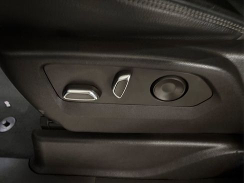 Used 2022 GMC Yukon Denali w/ Max Trailering Package image 43