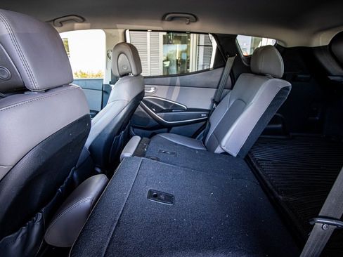 Used 2018 Hyundai Santa Fe Sport image 41