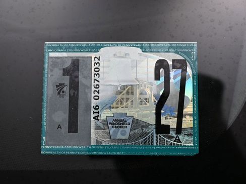 Used 2021 Tesla Model Y Performance image 10