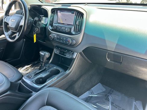 Used 2018 Chevrolet Colorado Z71 RWD image 13