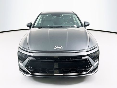 Used 2025 Hyundai Sonata SEL image 2