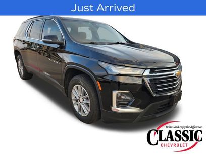 Used 2022 Chevrolet Traverse LT