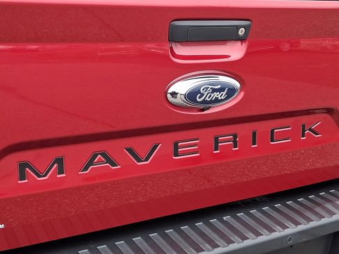 Used 2022 Ford Maverick Lariat w/ Lariat Luxury Package image 32