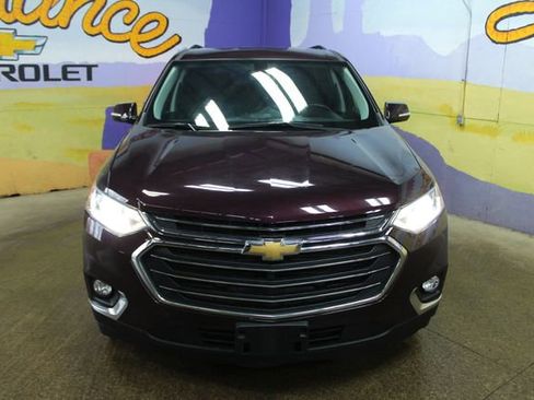 Used 2018 Chevrolet Traverse LT image 3