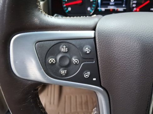 Used 2018 GMC Yukon XL SLT w/ Premium Edition image 19