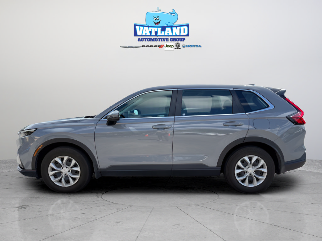 Used 2024 Honda CR-V LX image 2