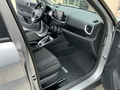 New 2026 Hyundai Venue SEL image 16