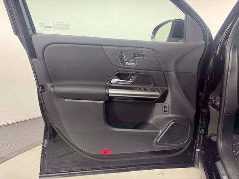 Certified 2026 Mercedes-Benz GLA 250 4MATIC image 5