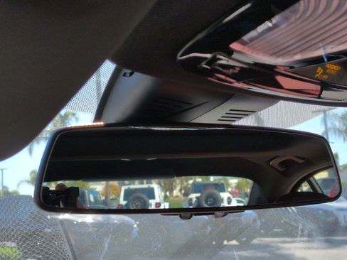 New 2026 BMW 330i Sedan w/ Convenience Package image 27