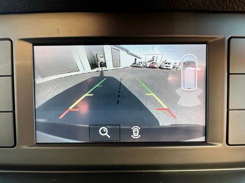 Used 2020 Ford Transit Connect XL image 28