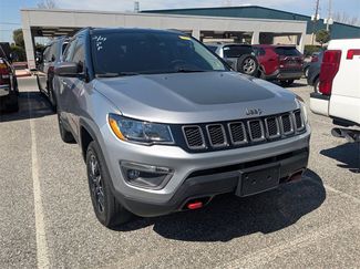Used 2019 Jeep Compass Trailhawk w/ Cold Weather Group video 1