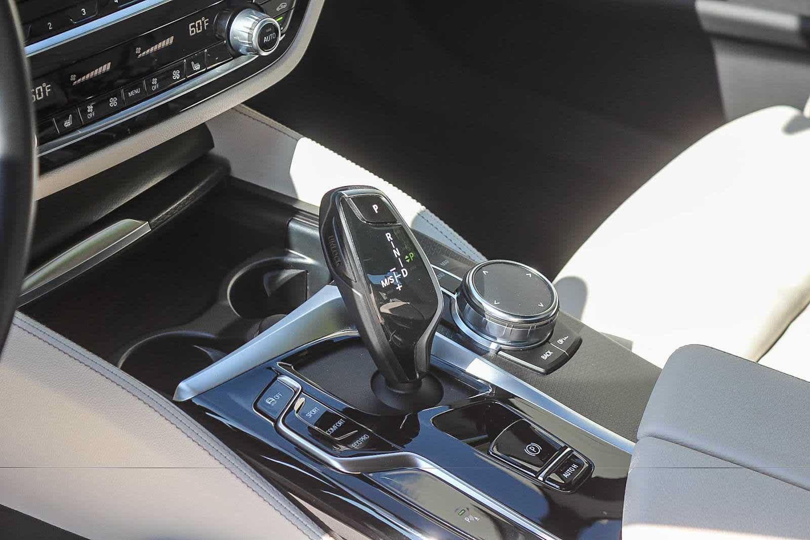 Used 2023 BMW 540i w/ M Sport Package RWD image 18