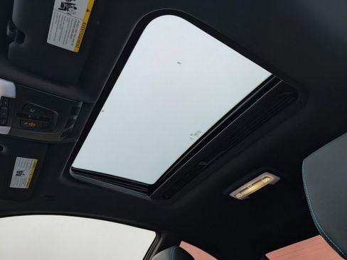 Used 2018 BMW M2 image 14