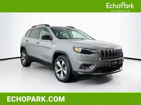 Used 2022 Jeep Cherokee Limited image 1