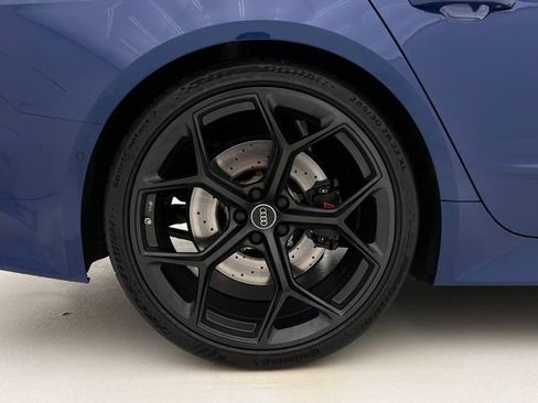 Used 2024 Audi RS 7 Performance AWD/4WD image 28