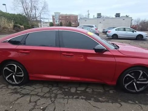 Used 2022 Honda Accord Sport image 3