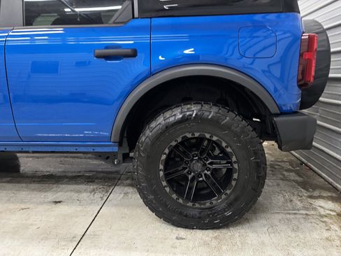 Used 2023 Ford Bronco 4-Door image 8