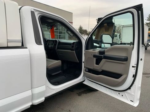 Used 2019 Ford F250 XL w/ Power Equipment Group image 18