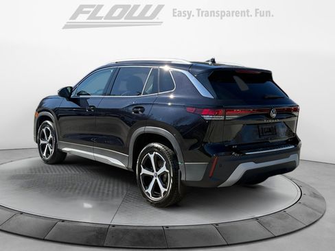 New 2026 Volkswagen Tiguan SE image 5