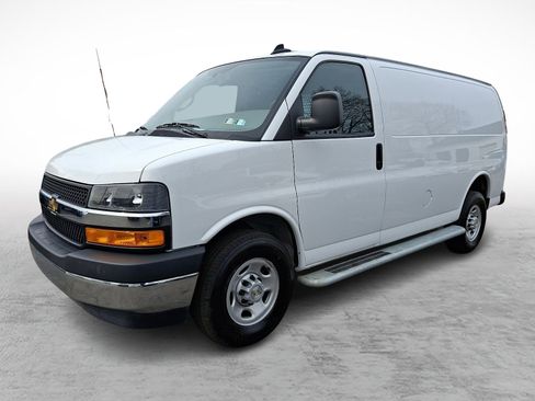 Certified 2024 Chevrolet Express 2500 w/ Driver Convenience Package image 4