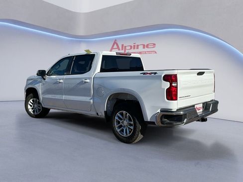 Used 2022 Chevrolet Silverado 1500 LT image 3