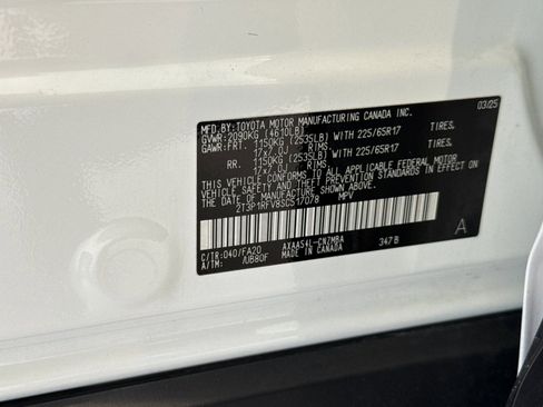 Used 2025 Toyota RAV4 XLE image 16