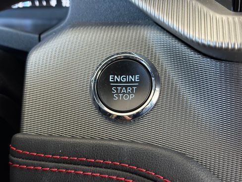 Used 2025 Ford Explorer ST-Line w/ ST-Line Street Pack image 27