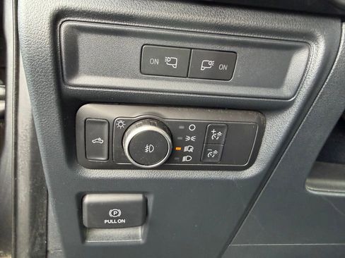Used 2022 Ford F150 XL w/ STX Appearance Package AWD/4WD image 13