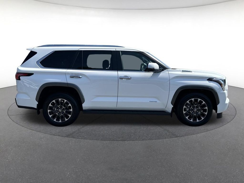 Used 2026 Toyota Sequoia Limited AWD/4WD image 7