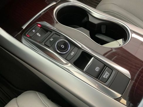 Used 2015 Acura TLX V6 w/ Technology Package FWD image 19