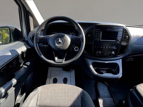 Used 2019 Mercedes-Benz Metris w/ Driver Comfort Package image 8