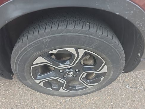 Used 2018 Honda CR-V Touring image 4