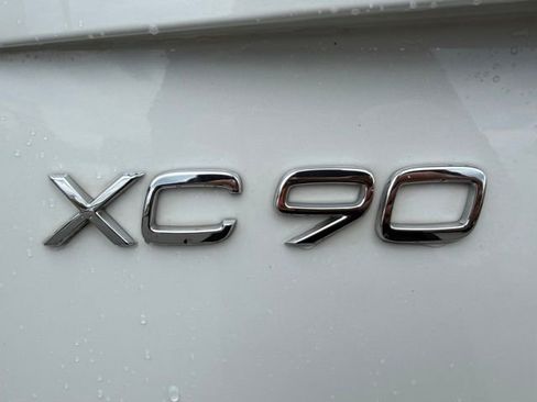 Used 2023 Volvo XC90 B6 Plus w/ Protection Package Premier AWD/4WD image 9
