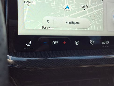 Certified 2024 Ford Escape ST-Line w/ Tech Pack #1 image 5