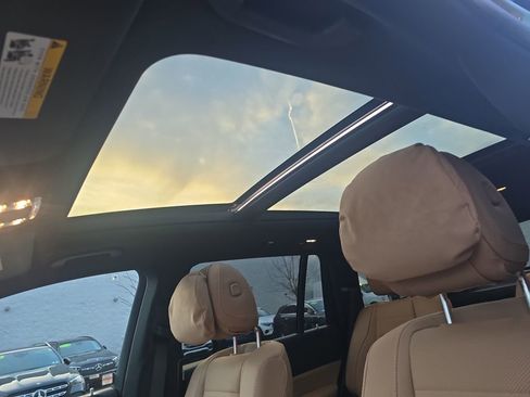 New 2026 Mercedes-Benz GLS 450 4MATIC image 21