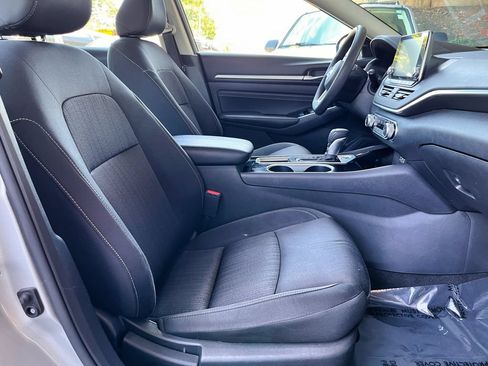 Used 2021 Nissan Altima 2.5 SV FWD image 20