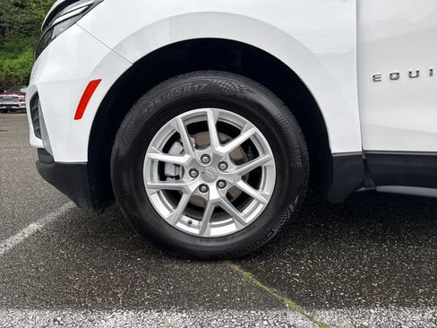 Used 2024 Chevrolet Equinox LT AWD/4WD image 27