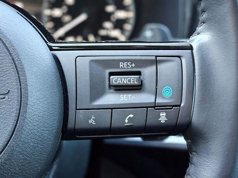 Certified 2024 Nissan Pathfinder SL w/ SL Premium Package image 18