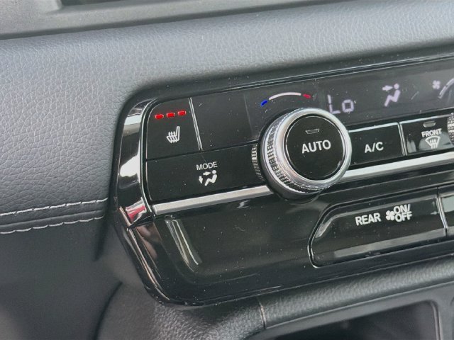 New 2026 Honda Pilot Touring image 20