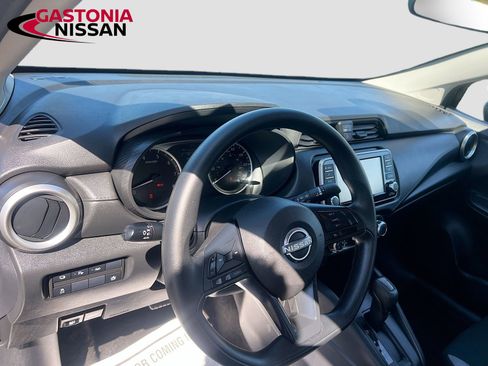 Used 2025 Nissan Versa S w/ Trunk Package image 11