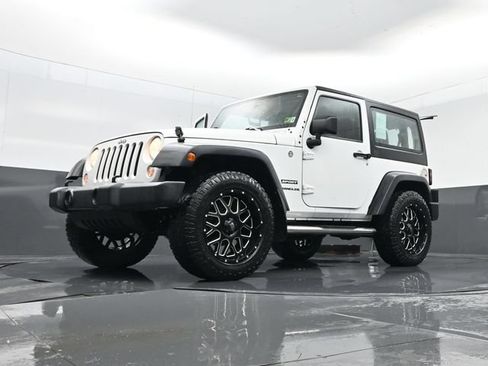 Used 2015 Jeep Wrangler Sport w/ Quick Order Package 24S AWD/4WD image 30
