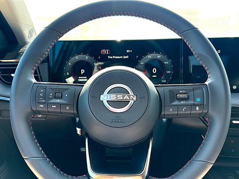 New 2026 Nissan Kicks SR image 17