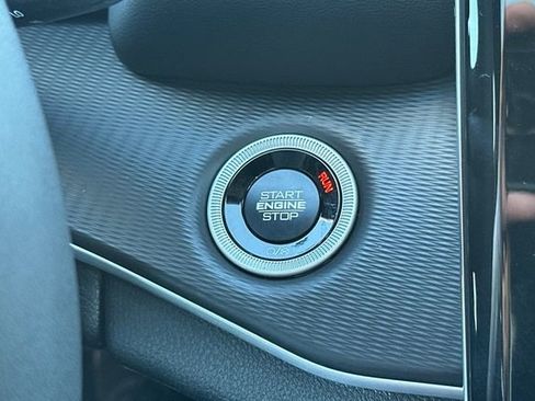 New 2025 Jeep Grand Cherokee Laredo X image 21