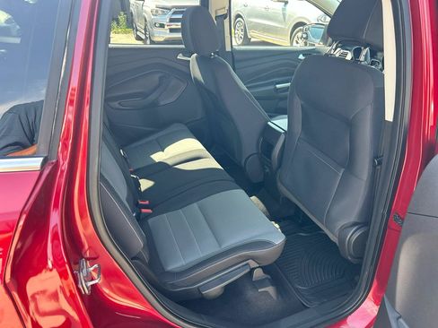 Used 2016 Ford Escape SE FWD image 15
