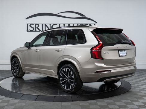 New 2026 Volvo XC90 B6 Ultra w/ Protection Package image 7